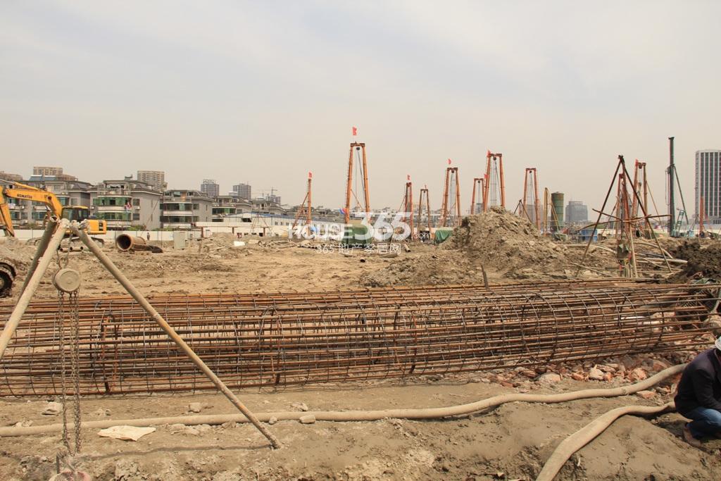 华元欢乐城二期工程进度（2013.4）