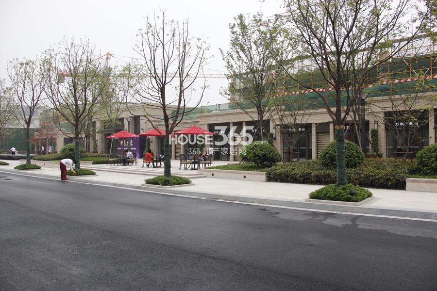 万科紫台项目沿街商铺