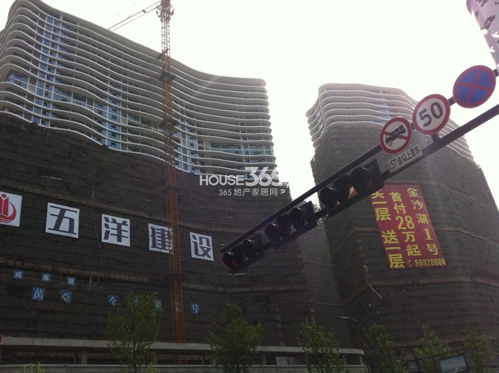 万亚金沙湖1号施工进度