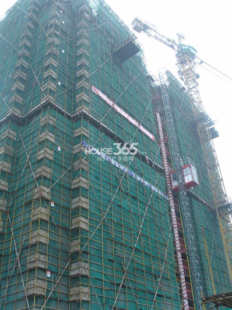 垄城五月花城项目现场（2013.7）