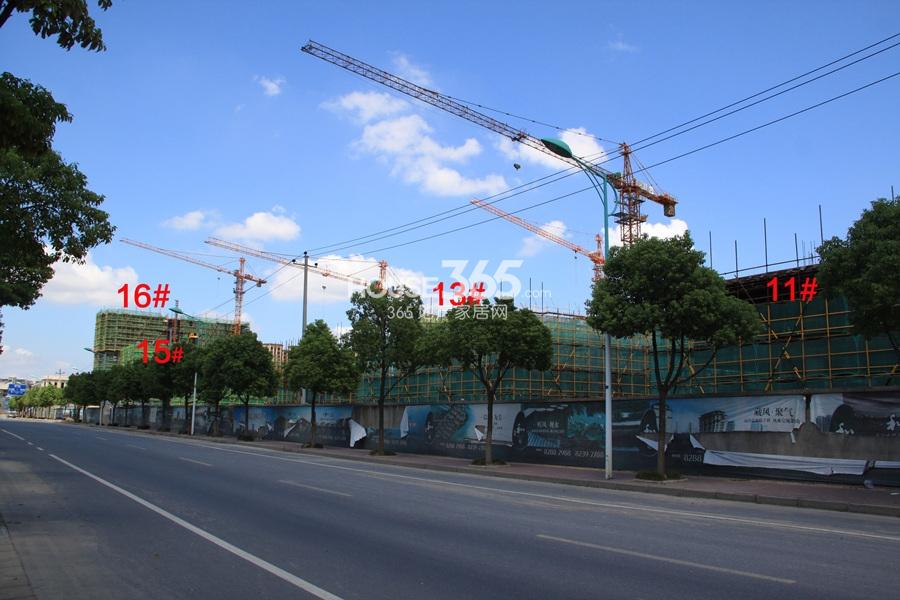 汇宇和庭11、13、15、16号楼实景图 2013.8摄