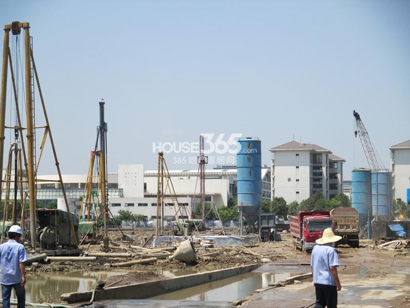富力西溪悦居工程进度（2013.8）