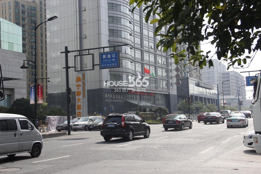 2013年8月底武林外滩周边配套--宁静大酒店