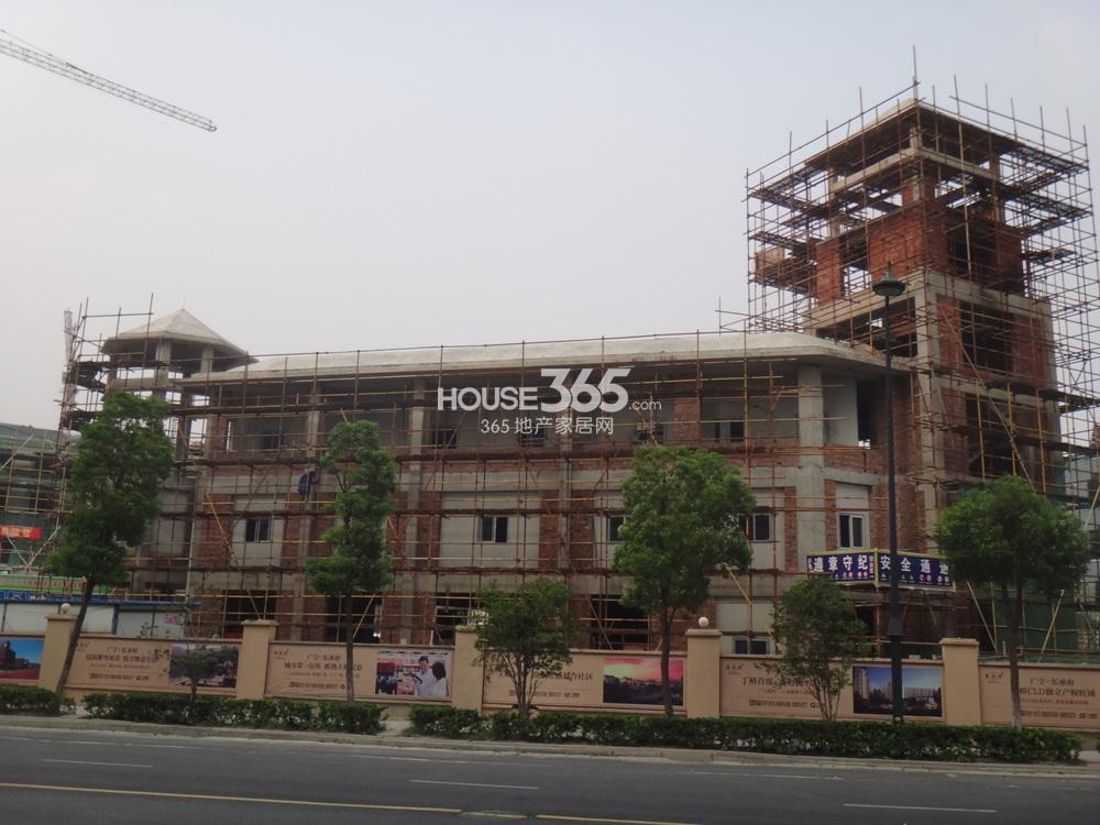 广宇东承府项目实景图 2013.10摄 