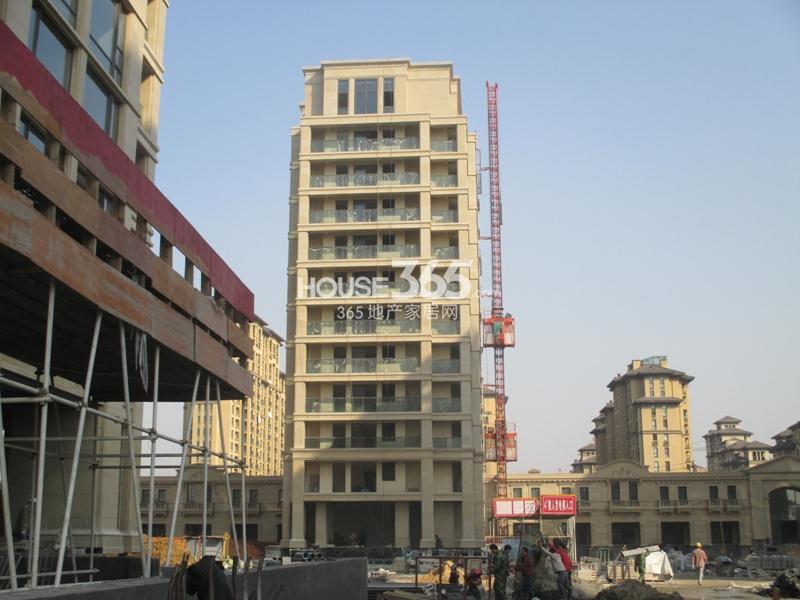 翡翠城灵峰苑工程进度（2013.11）