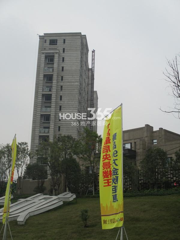 复地上城工程进度（2013.11）