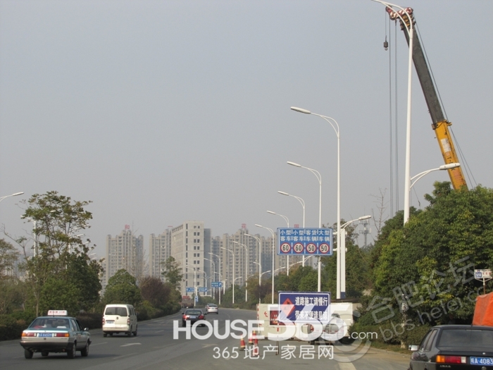 和一花园周边道路（2013.11.13）