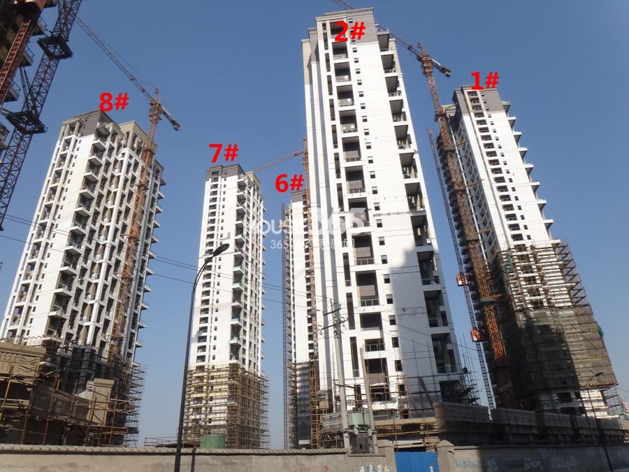保利城市果岭1-2、6-8号楼施工实景图 2014.3.15摄 