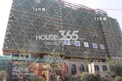 世茂东壹号13、14号楼施工实景图 2014.5.7摄