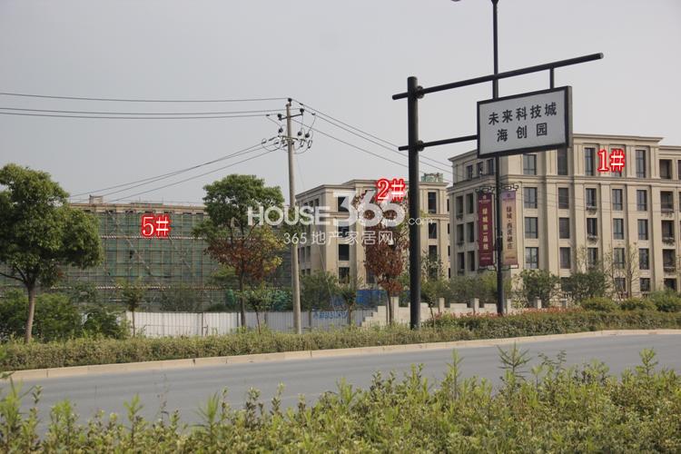 绿城西溪融庄1、2、5号楼6月实景图 2014.6.13