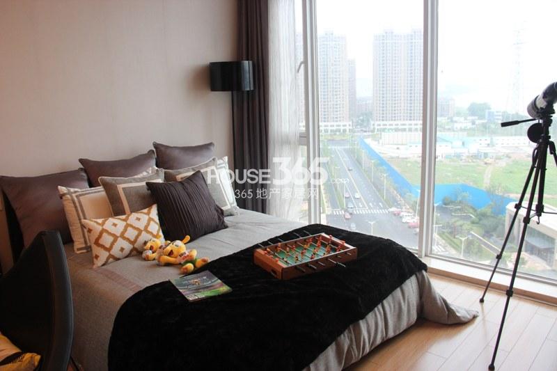 中粮云涛名苑A户型52方样板房——卧室