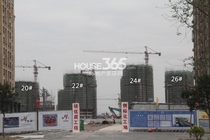 保利罗兰香谷20、22、24、26号楼施工实景图（2014.5.22摄）