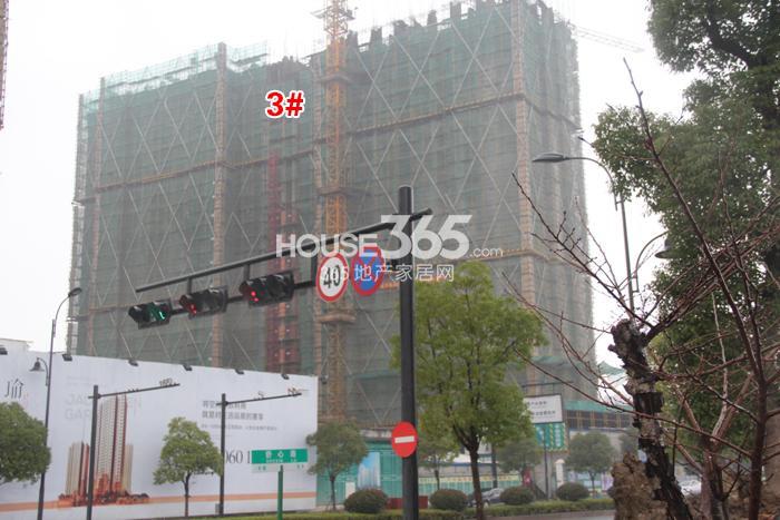 合景瑜翠园3#楼进度 2014.11