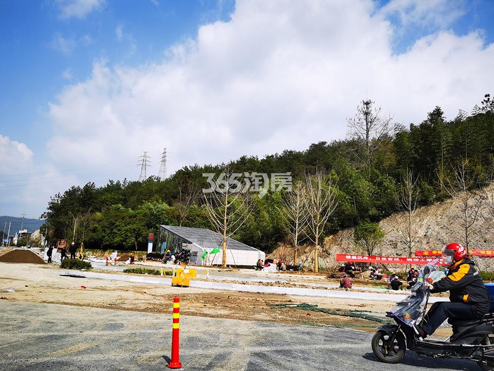 地铁农林大学站（2020.03）