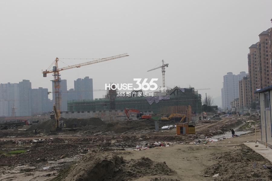 中国铁建江南国际城现场售楼处施工进度 2015年3月摄