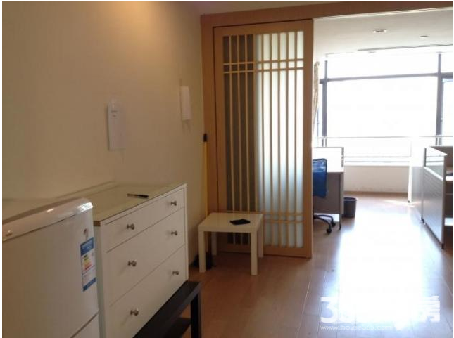 锋广场 天正湖滨 精装 商住两用 可以注册公司