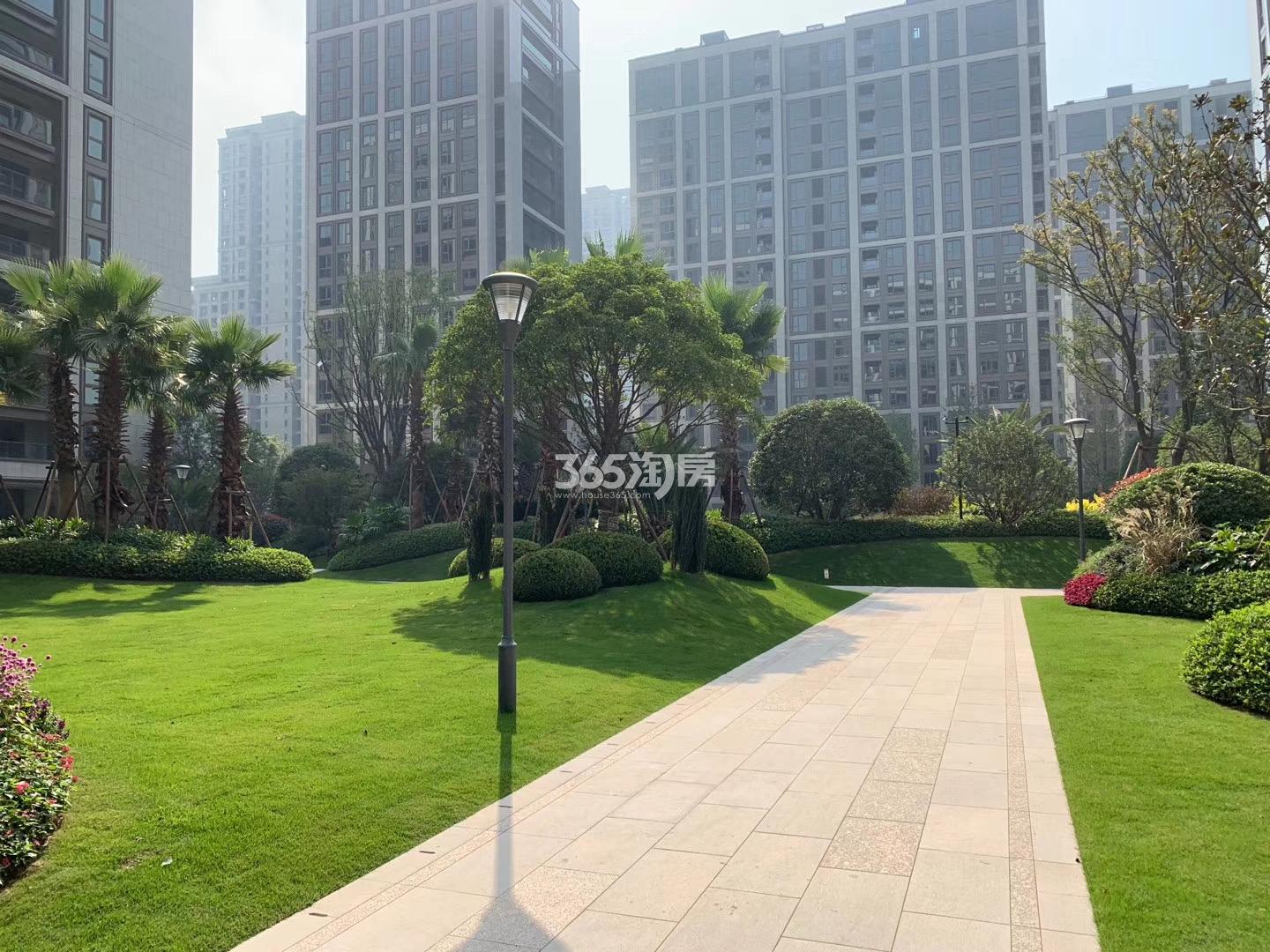 2020年4月滨江御虹府实景图