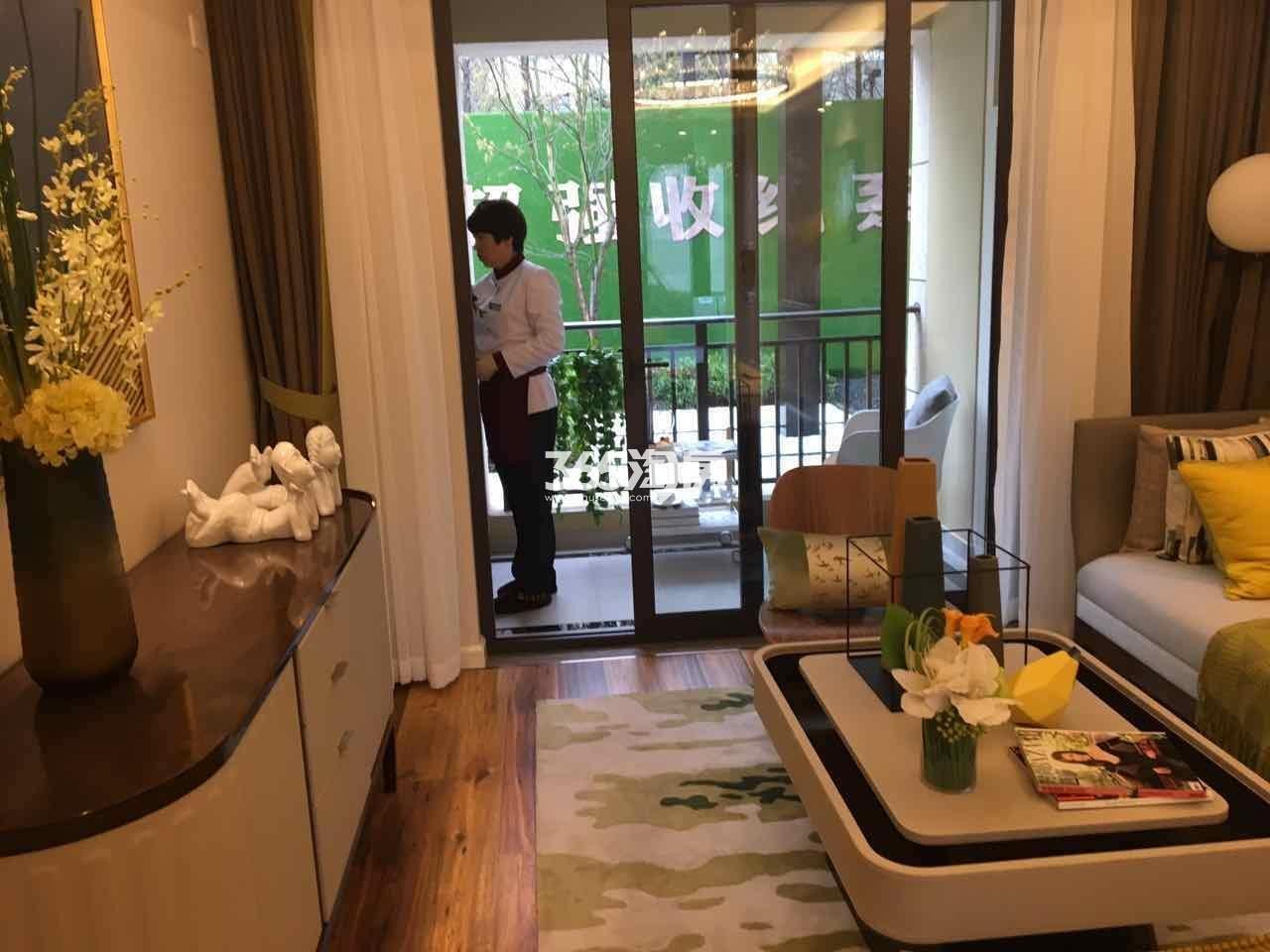 旭辉东方悦府G2户型89方样板房——客厅