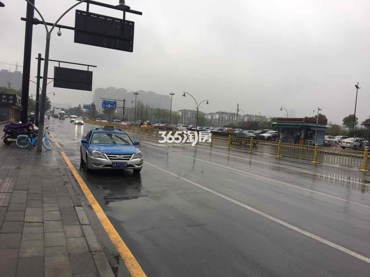 旭辉东方悦府风情大道实景图 2017.3.30摄
