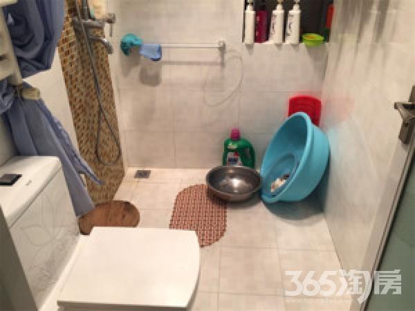 【政务区绿地国际花都 地铁3号线五十中校区精