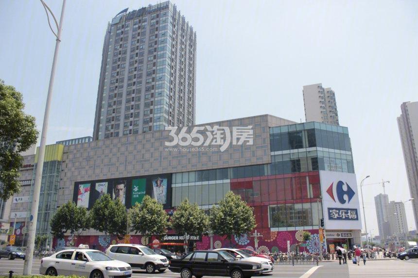 融信海月平江超市实景图