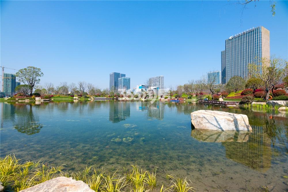 滨耀城周边水景