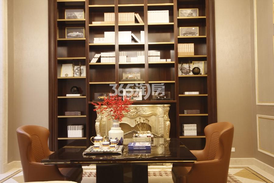 滨江春盛大江名筑A户型排屋250方样板房——休息区