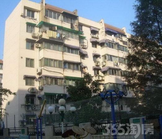 附近出租房子带院子 rBEBYFeudPmAcOsJAADfWVrx-Gw536.jpg