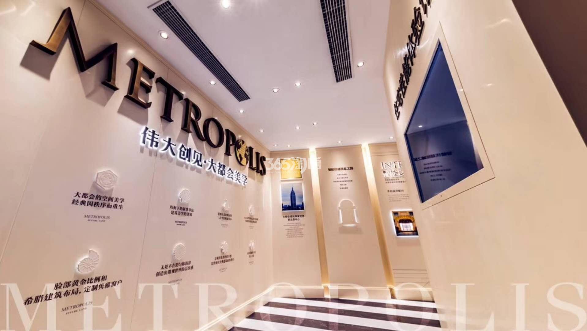 新城璟隽公馆品牌展实景图 2018年7月摄