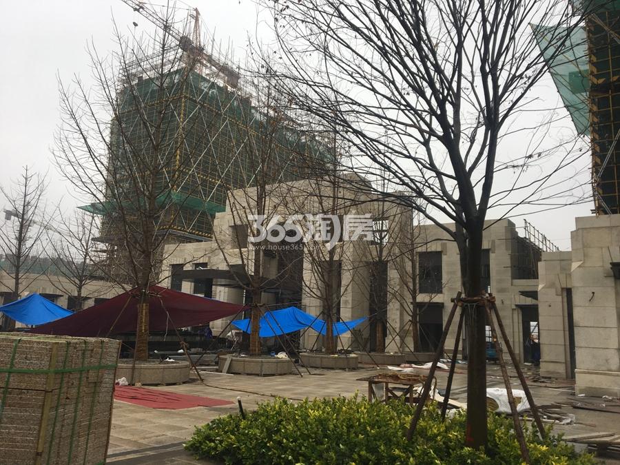 阳光城翡丽公园售楼处施工实景图 2017年11月摄