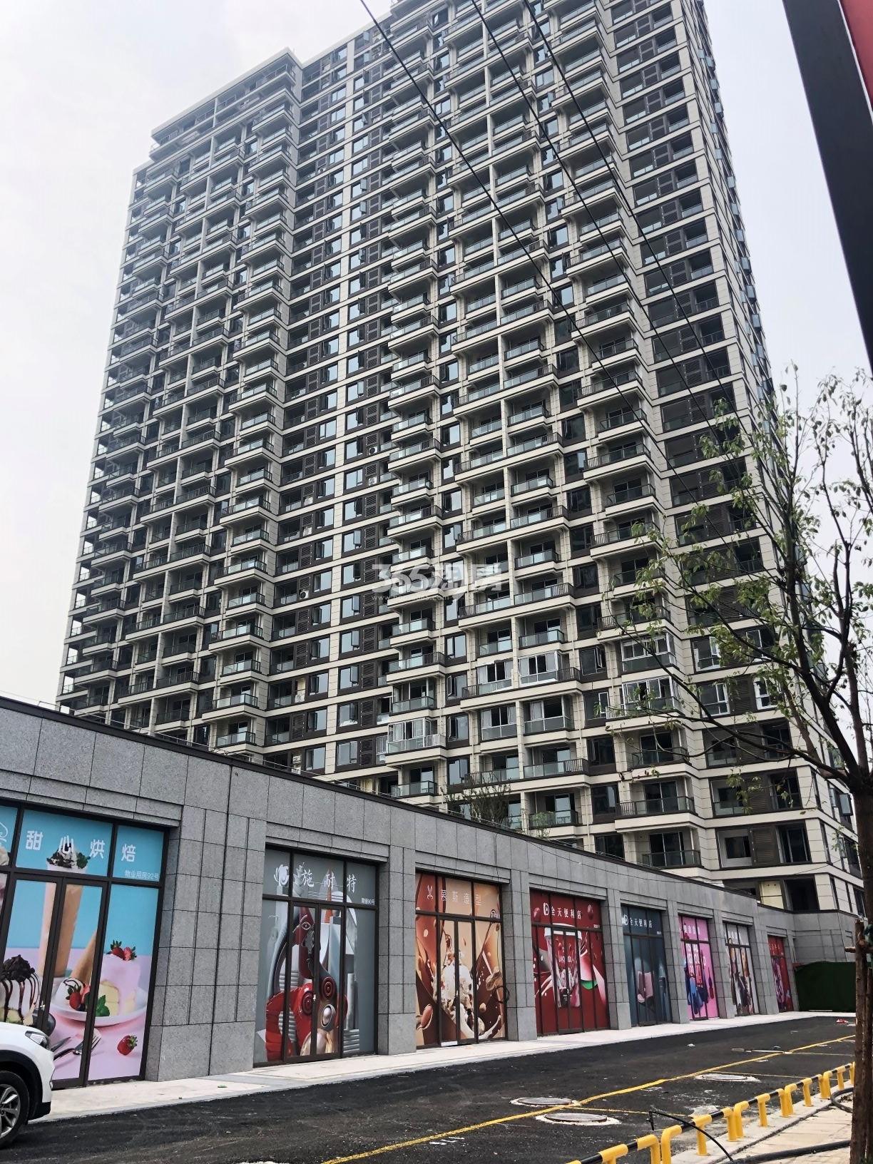 2019年6月西房拱宸外滩沿街商铺实景图