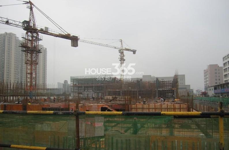 2013年1月初铂金名筑项目现场施工图