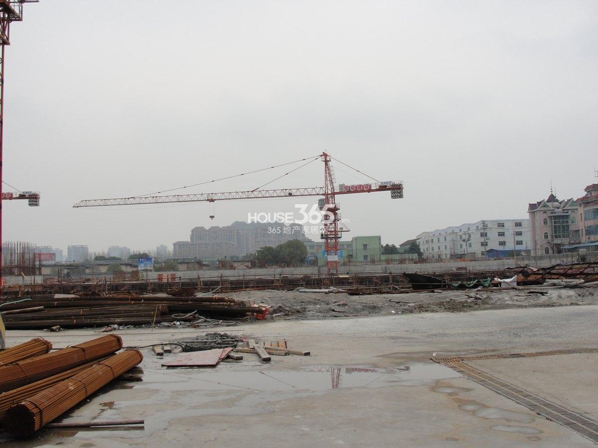 金地天逸项目二期现场 2013年2月下旬 