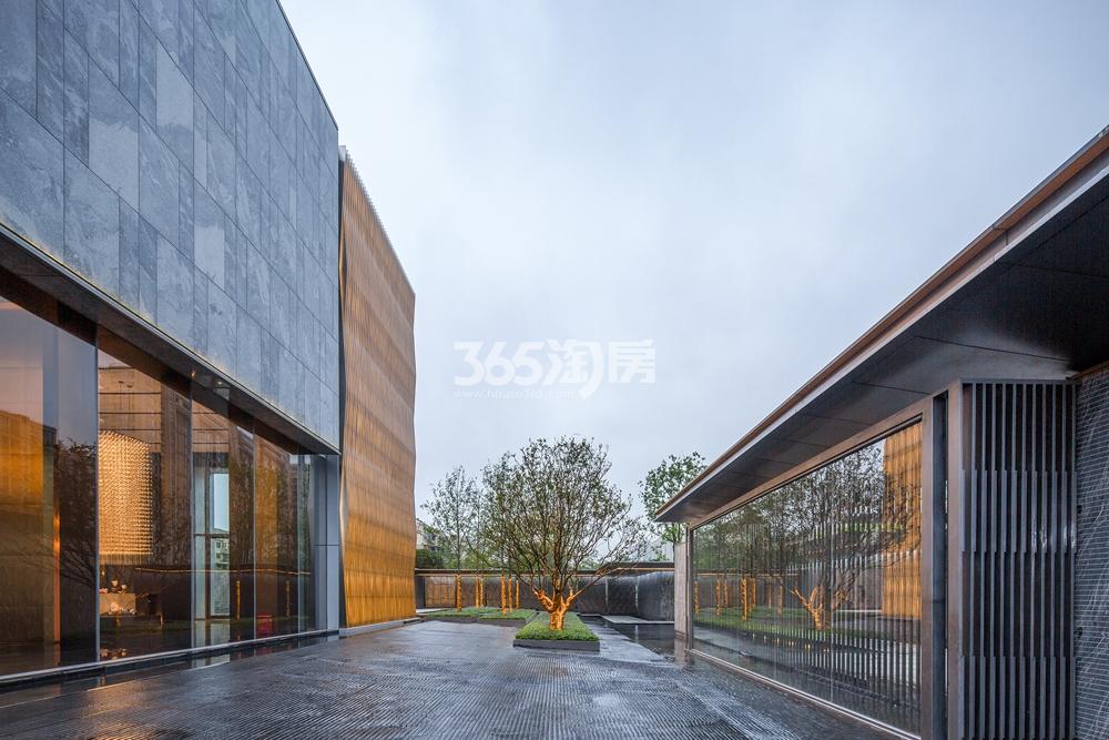 招商招商招商闻博花城售楼处实景图（2019年7月摄）