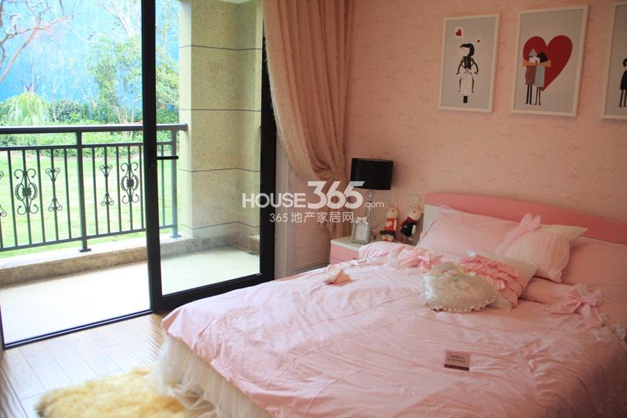 郡望府C户型90方样板房——儿童房