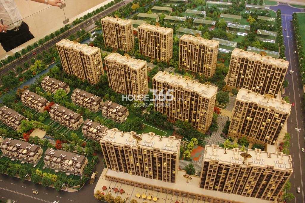 龙湖名景台沙盘实景图