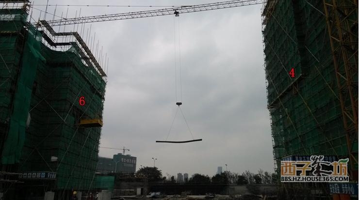 2013年10月下旬玲珑府项目实景图--4、6号楼