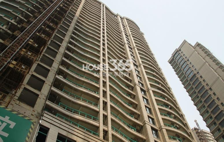 万和国际施工现场