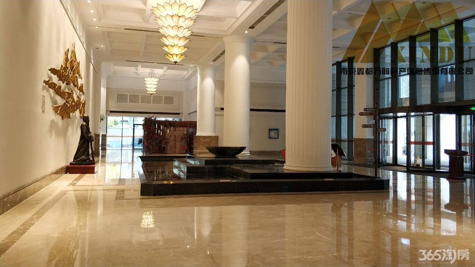 头条力荐 大行宫 地铁口 江苏饭店2000坪整层 超大开间全明采光