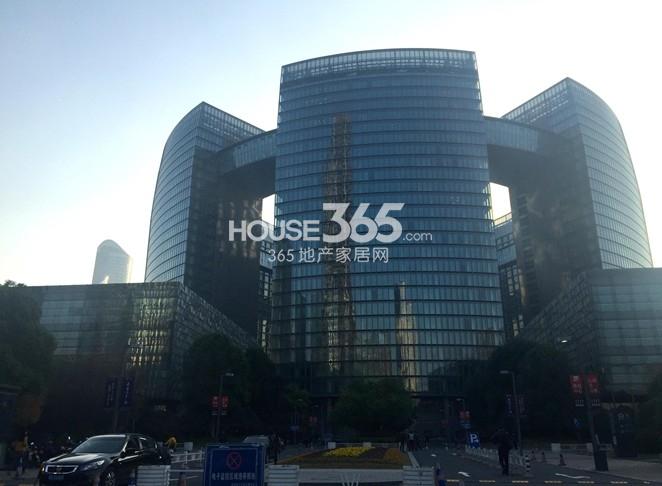 大象国际中心周边市民中心