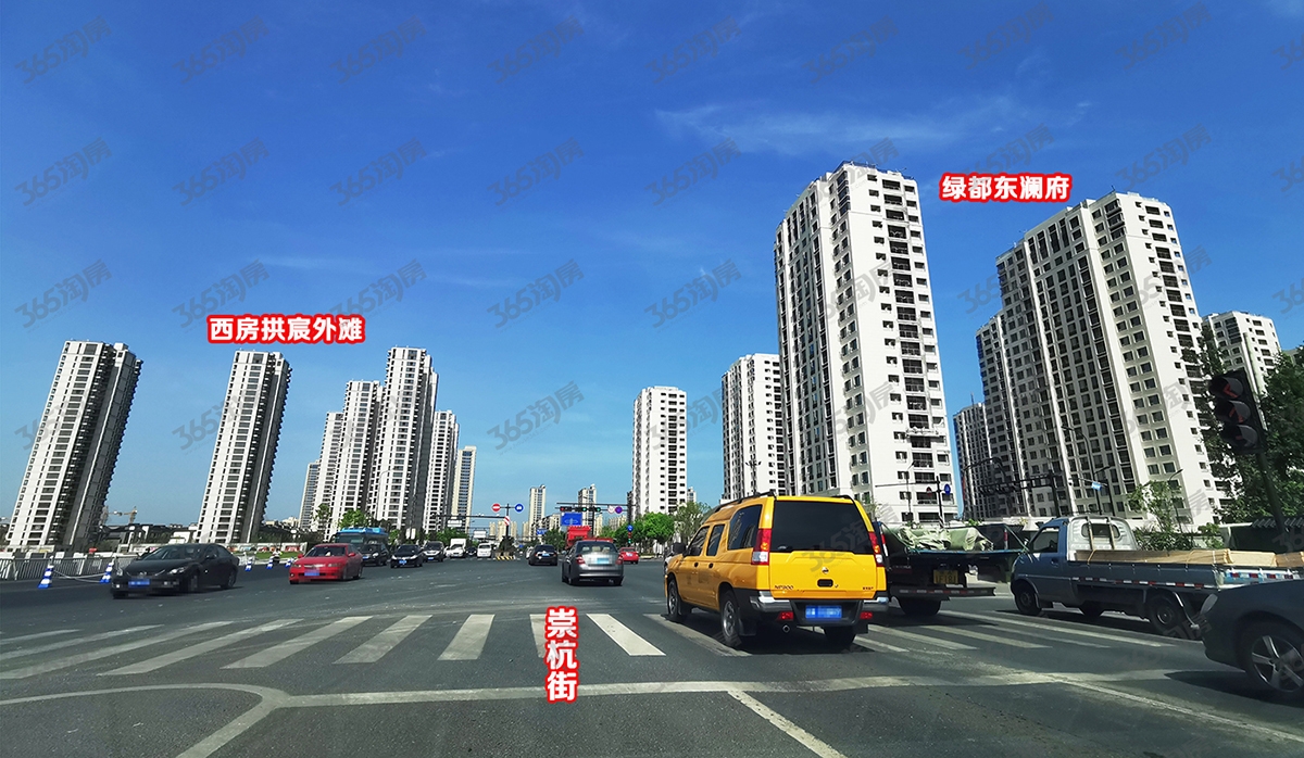 2019年8月绿都东澜府与周边楼盘实景