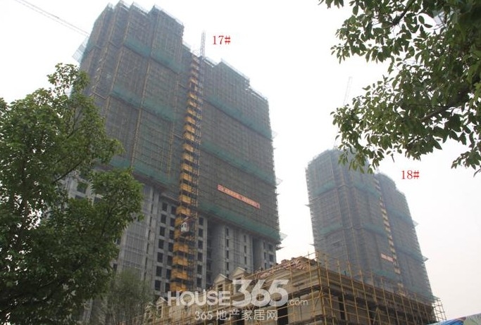 顺发恒园17、18号楼实景图 2014年11月摄