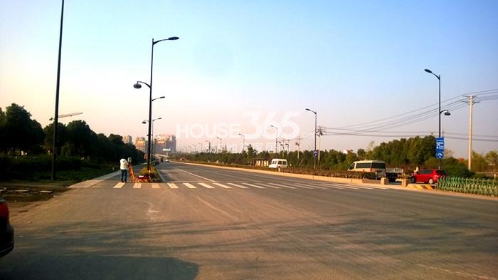 2015年1月份奥克斯缔壹城项目周边道路实景