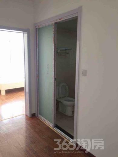 【摄山星城晶都名苑2室2厅0卫65平米整租精装