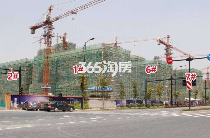 龙湖春江天玺1、2、6、7#实景图 2017.4摄
