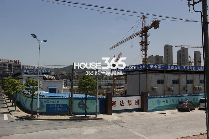 滨江东方海岸工程项目部实景图 2015年5月摄