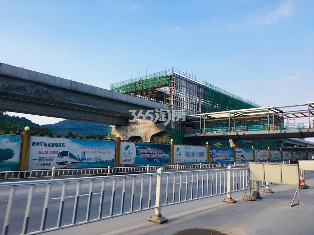 轻轨实景（2019.08）