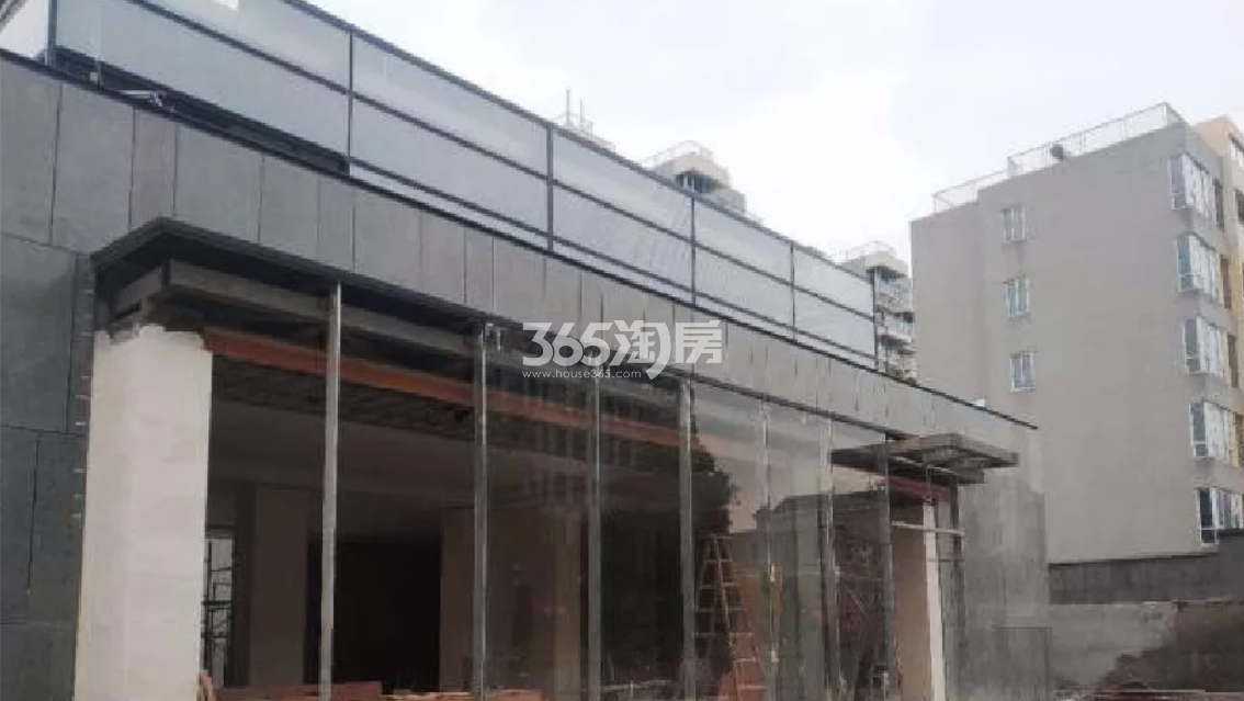 2019年4月秋实宸悦现场售楼处实景
