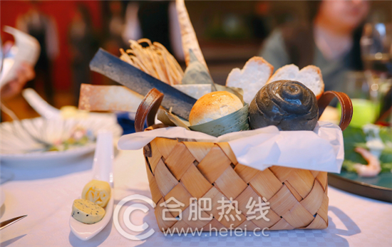乐乐熊猫牛排餐厅 乐乐熊猫牛排餐厅