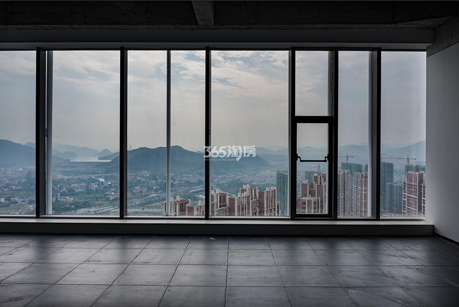越秀星汇中心写字楼实景图